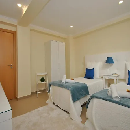 Villa In Algarve Near Golden Beaches 阿尔布费拉